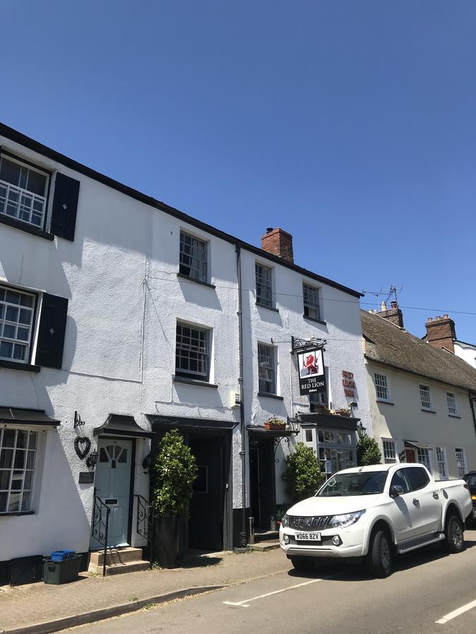 Red Lion Inn Sidbury Экстерьер фото